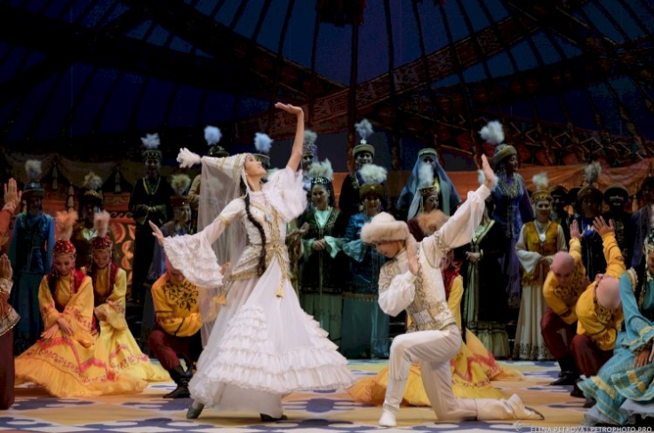 В КазНТОБ им. Абая открылся 89-й сезон и стартовал международный фестиваль классического искусства OPERALIA